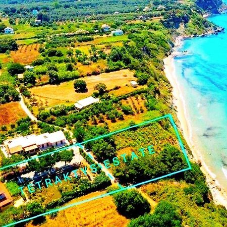 Tetraktys Estate Beachside Υδωρ Ágios Matthaíos Zewnętrze zdjęcie